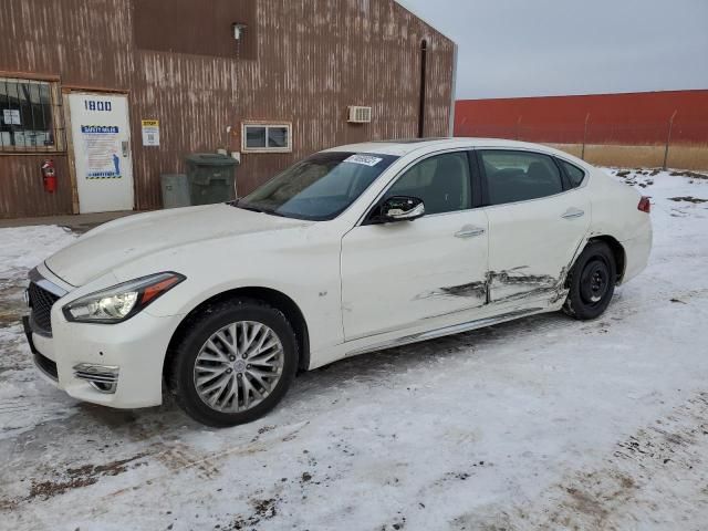 2016 Infiniti Q70 3.7