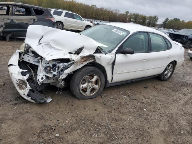 2005 Ford Taurus SE