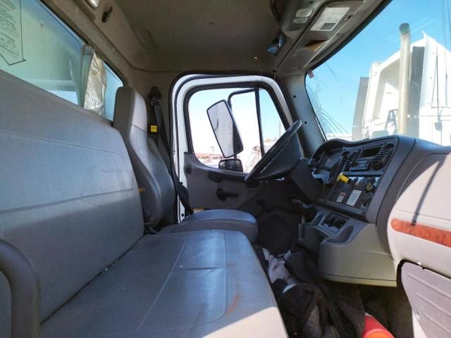 2015 Freightliner M2 106 Medium Duty