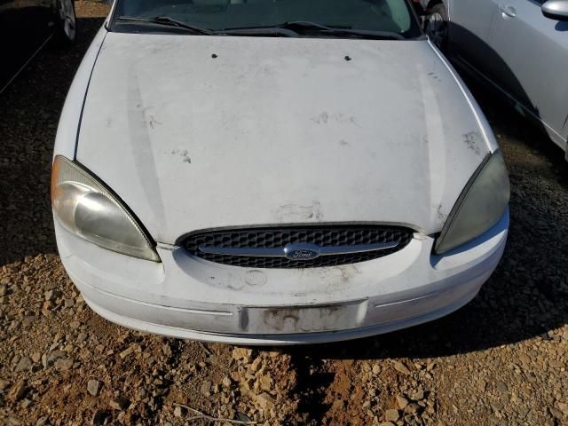 2003 Ford Taurus SE