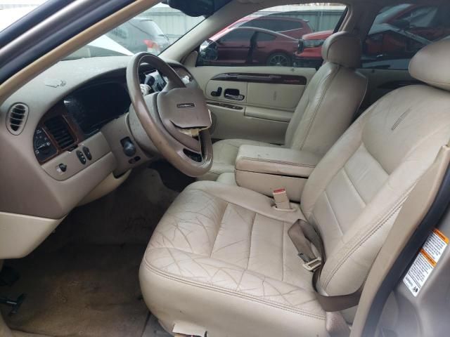 2001 Lincoln Town Car Executive