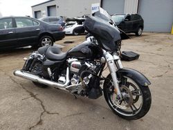 Salvage motorcycles for sale at Elgin, IL auction: 2019 Harley-Davidson Flhx