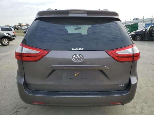 2015 Toyota Sienna XLE