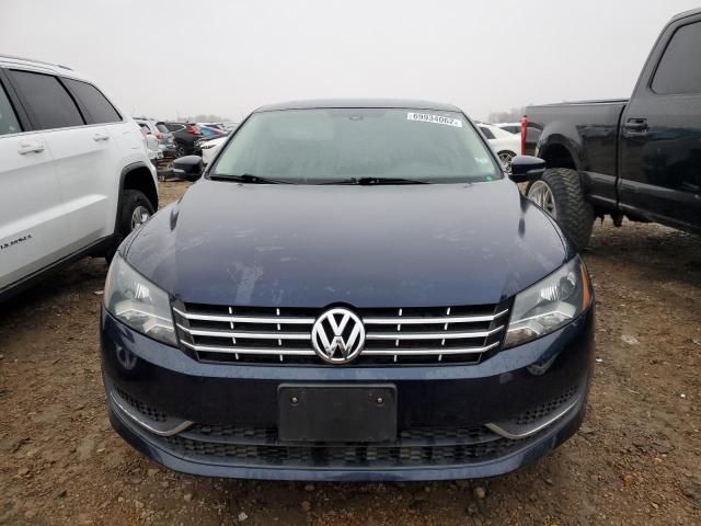 2014 Volkswagen Passat SE