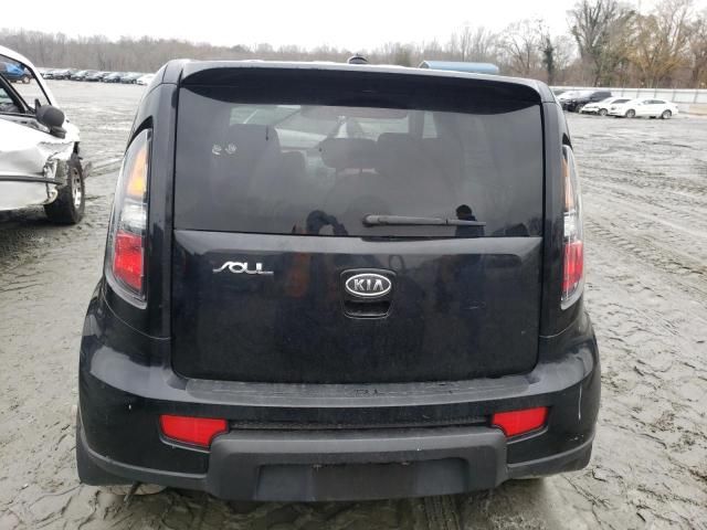 2011 KIA Soul +