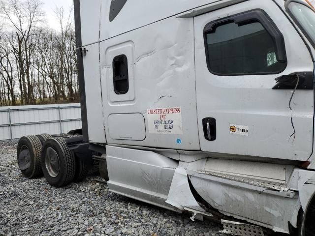 2018 Freightliner Cascadia 126