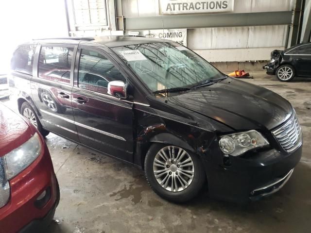 2013 Chrysler Town & Country Touring L