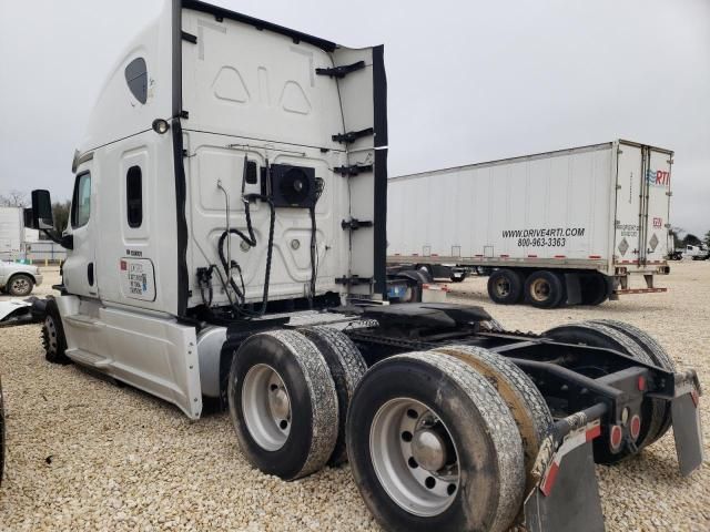 2016 Freightliner Cascadia 125