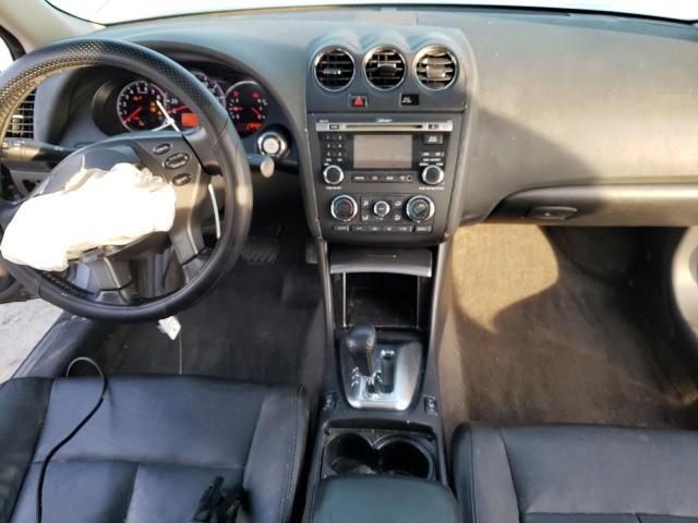 2010 Nissan Altima Base