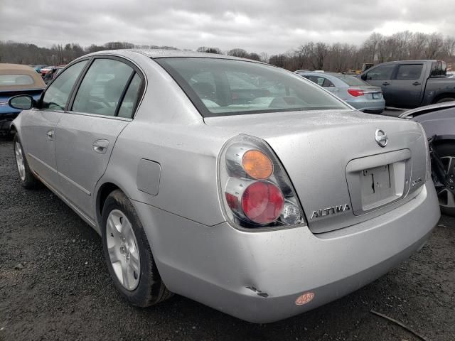 2002 Nissan Altima Base