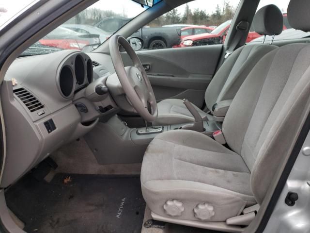 2002 Nissan Altima Base