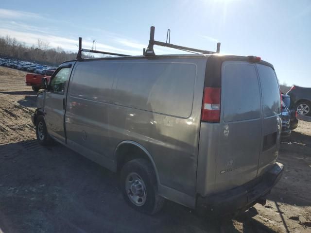 2003 Chevrolet Express G2500