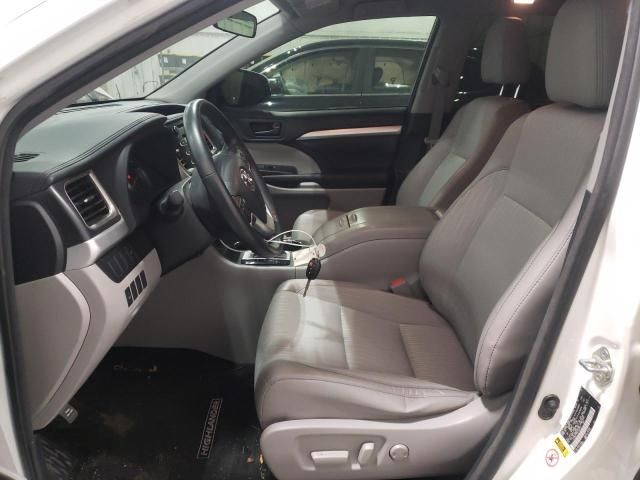 2015 Toyota Highlander LE