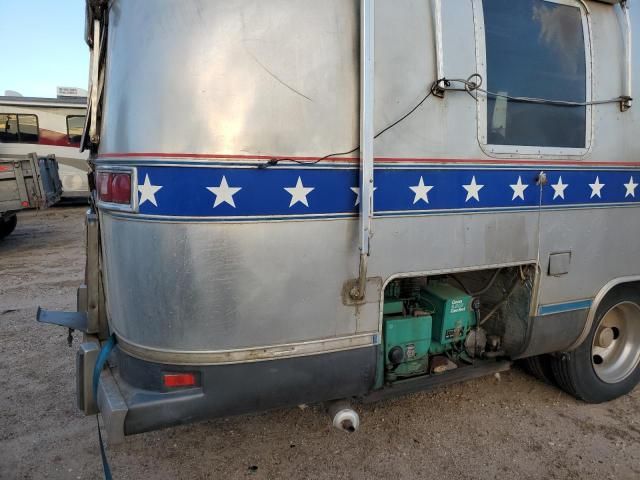 1982 Airstream 1982 Chevrolet P30