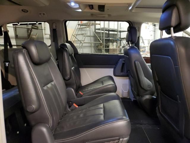 2010 Chrysler Town & Country Touring Plus