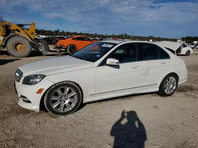 2011 Mercedes-Benz C300