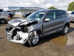 Carros salvage a la venta en subasta: 2011 Volkswagen Tiguan S