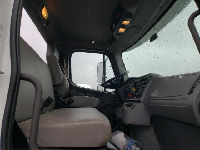 2016 Freightliner 114SD