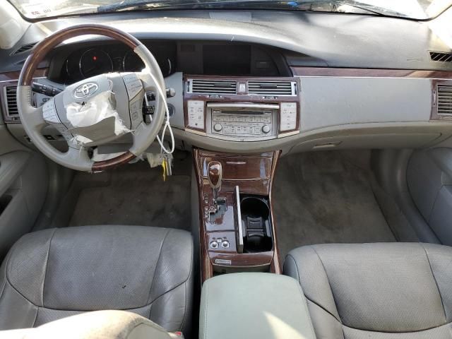 2010 Toyota Avalon XL