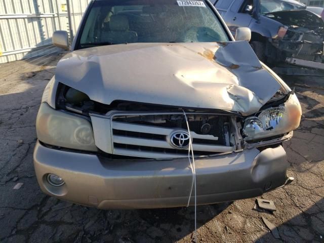 2004 Toyota Highlander Base