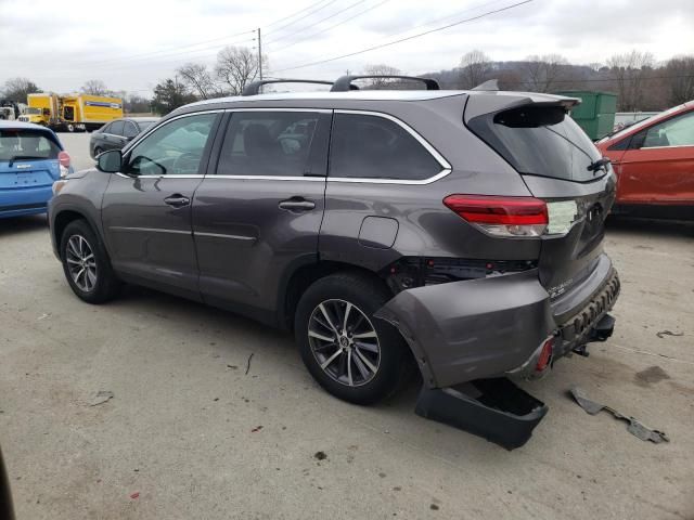 2019 Toyota Highlander SE