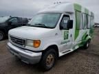 2004 Ford Econoline E350 Super Duty Cutaway Van