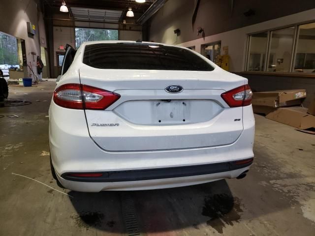 2016 Ford Fusion SE