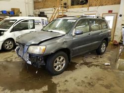 Salvage vehicles for parts for sale at auction: 2005 Toyota Highlander Limited