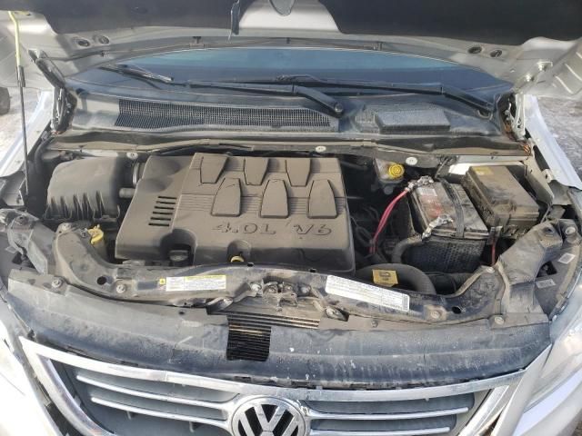 2009 Volkswagen Routan SEL