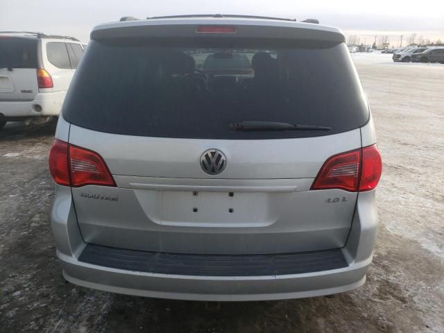 2009 Volkswagen Routan SEL