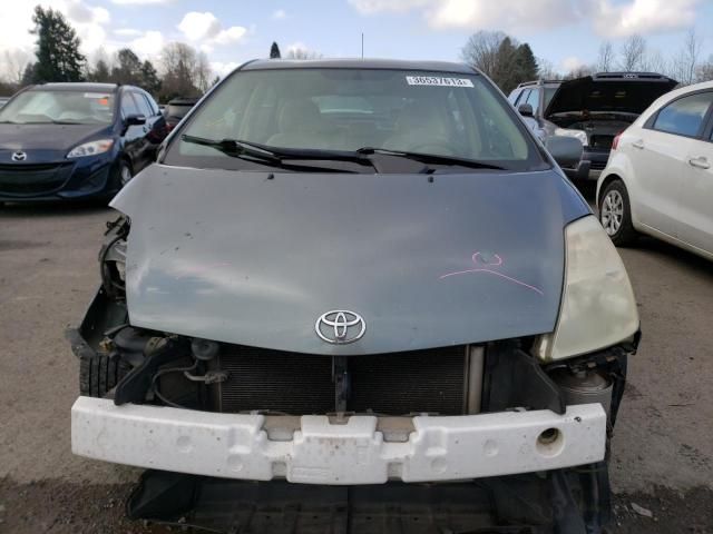 2004 Toyota Prius