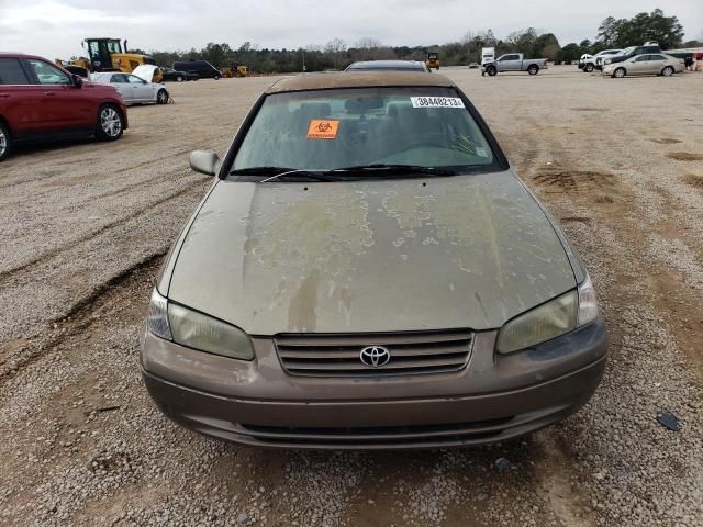 1999 Toyota Camry LE