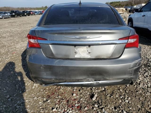 2013 Chrysler 200 Touring