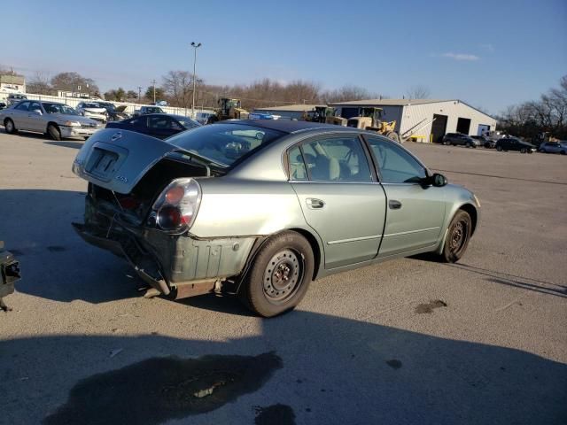 2002 Nissan Altima Base