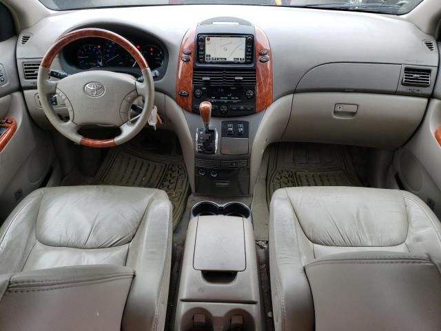 2008 Toyota Sienna XLE