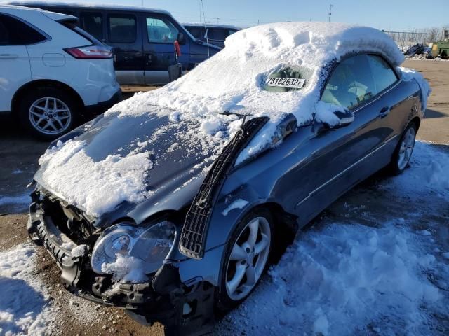 2005 Mercedes-Benz CLK 320