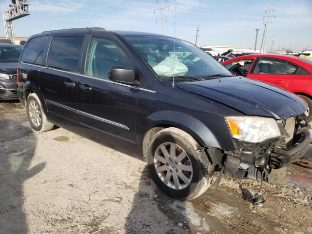 2013 Chrysler Town & Country Touring