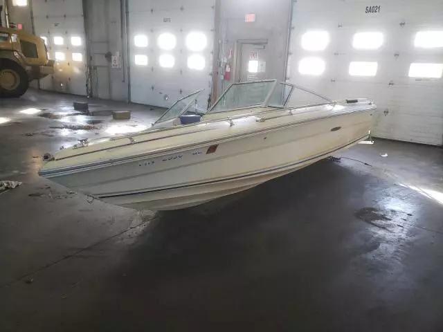 1982 Sea Ray Boat