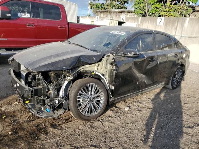 2023 KIA Forte GT Line