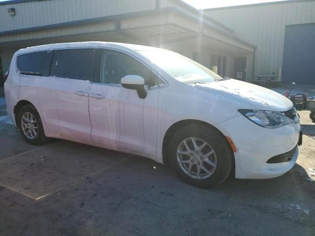 2017 Chrysler Pacifica LX