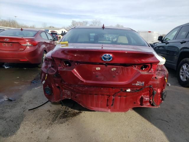 2019 Toyota Camry Hybrid