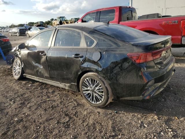 2023 KIA Forte GT Line