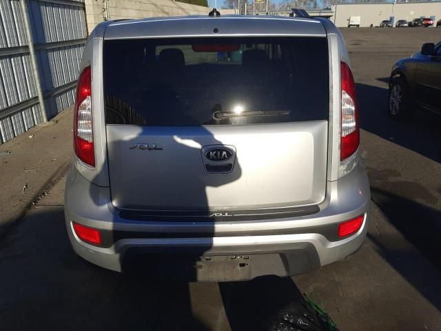 2013 KIA Soul +