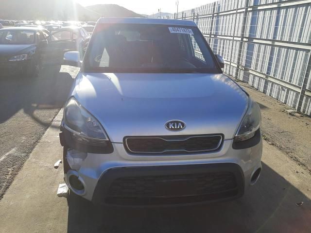 2013 KIA Soul +