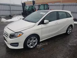 Mercedes-Benz Vehiculos salvage en venta: 2016 Mercedes-Benz B 250 4matic