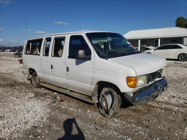 2004 Ford Econoline E350 Super Duty Wagon