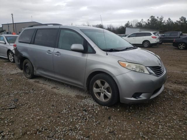 2012 Toyota Sienna LE