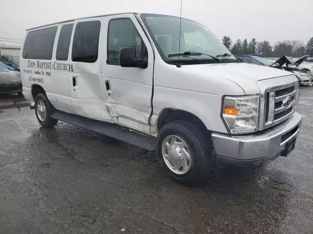 2010 Ford Econoline E350 Super Duty Wagon