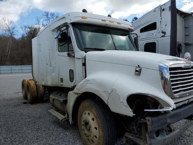 2003 Freightliner Conventional Columbia