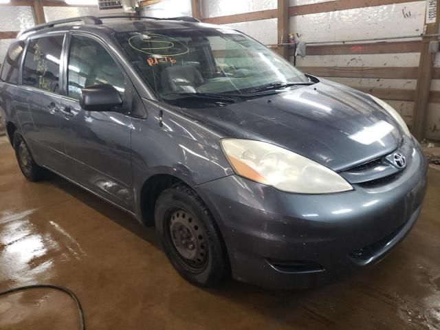 2006 Toyota Sienna CE